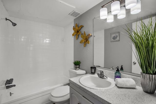 13769 Brookgreen Circle, Dallas, TX 75240