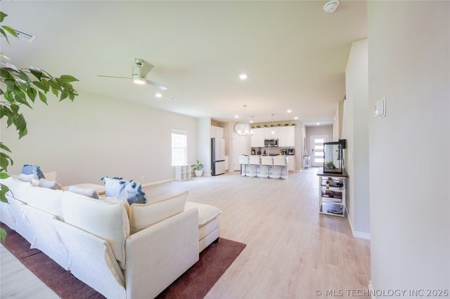 2416 W Birmingham Street, Broken Arrow, OK 74011