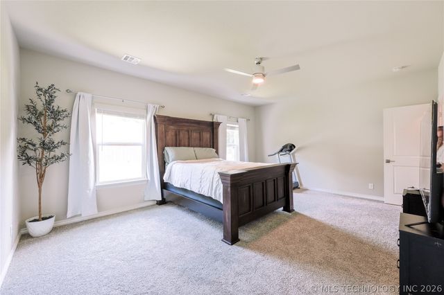 2416 W Birmingham Street, Broken Arrow, OK 74011