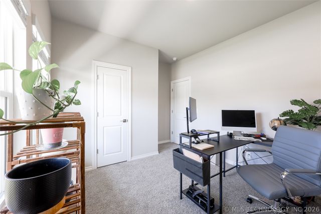 2416 W Birmingham Street, Broken Arrow, OK 74011