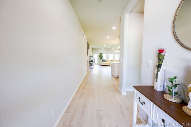 2416 W Birmingham Street, Broken Arrow, OK 74011