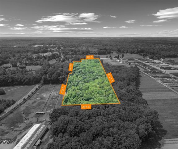 9310 S Rushton Road, South Lyon, MI 48178