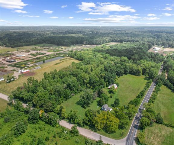 9310 S Rushton Road, South Lyon, MI 48178