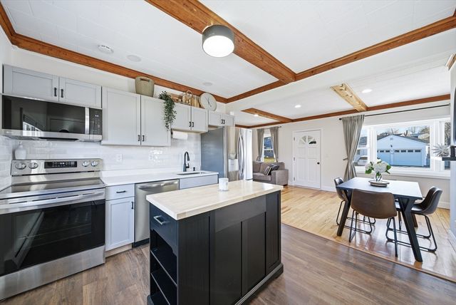 291 Oneil Road, Somerset, MA 02725