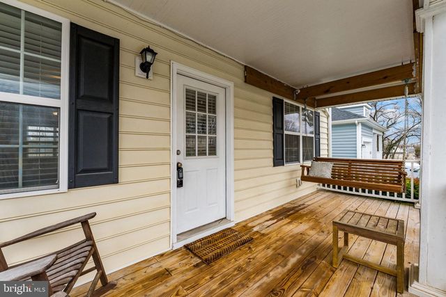 845 JEFFERSON AVE, Charles Town, WV 25414