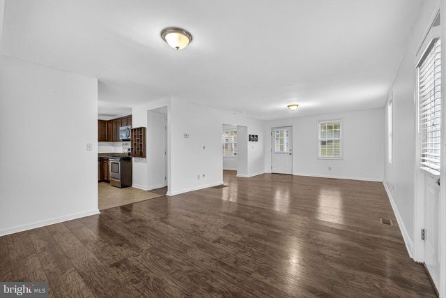 845 JEFFERSON AVE, Charles Town, WV 25414