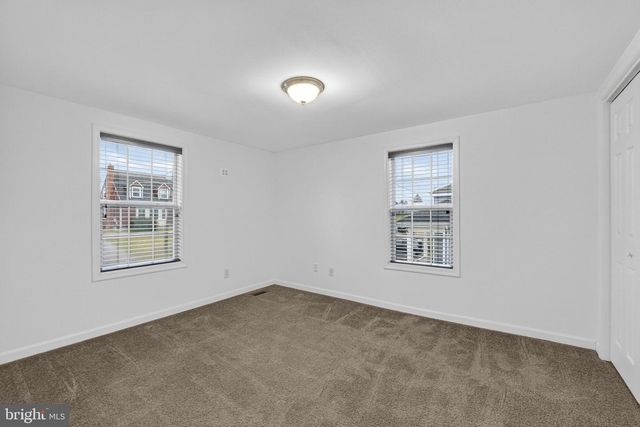 845 JEFFERSON AVE, Charles Town, WV 25414