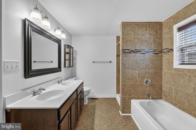 845 JEFFERSON AVE, Charles Town, WV 25414