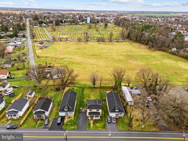 845 JEFFERSON AVE, Charles Town, WV 25414