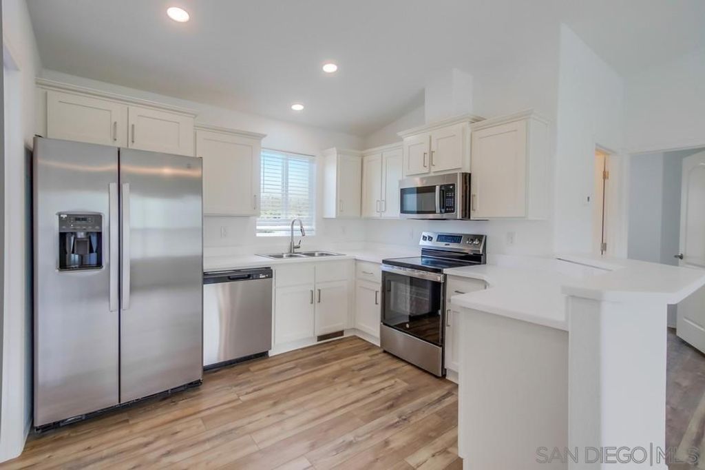 4026 Charles St, La Mesa, CA 91941 — photo 4