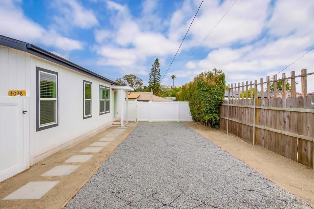 4026 Charles St, La Mesa, CA 91941 — photo 5