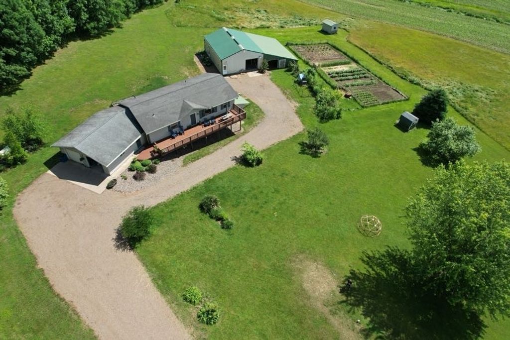 Image 4 of property listing at 483 11th Street, Prairie Farm, WI 54762