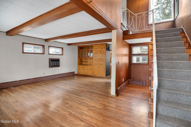 71 3rd Avenue, Waterford, NY 12188