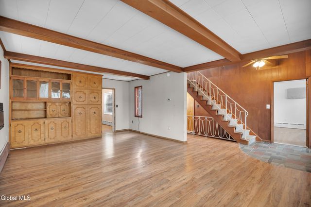 71 3rd Avenue, Waterford, NY 12188