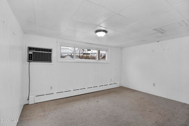 71 3rd Avenue, Waterford, NY 12188