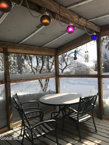 71 3rd Avenue, Waterford, NY 12188