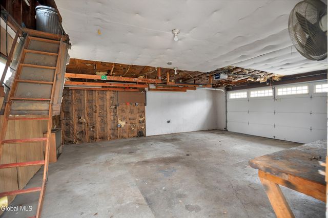 71 3rd Avenue, Waterford, NY 12188