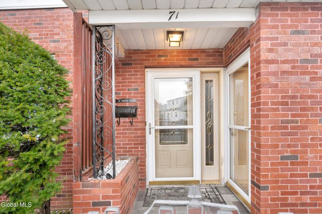 71 3rd Avenue, Waterford, NY 12188