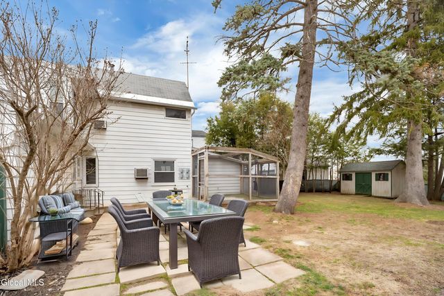 71 3rd Avenue, Waterford, NY 12188