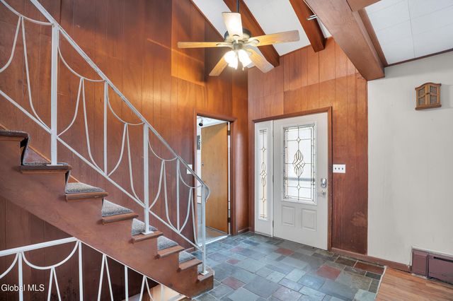 71 3rd Avenue, Waterford, NY 12188