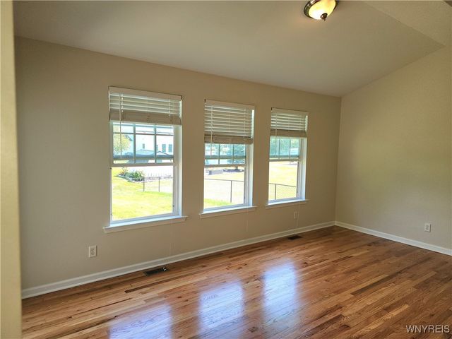 5839 Pinehurst Court, Hamburg, NY 14085