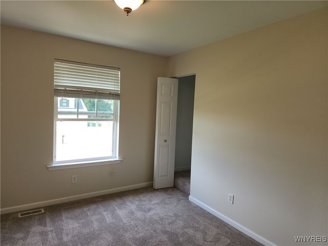 5839 Pinehurst Court, Hamburg, NY 14085