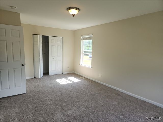 5839 Pinehurst Court, Hamburg, NY 14085