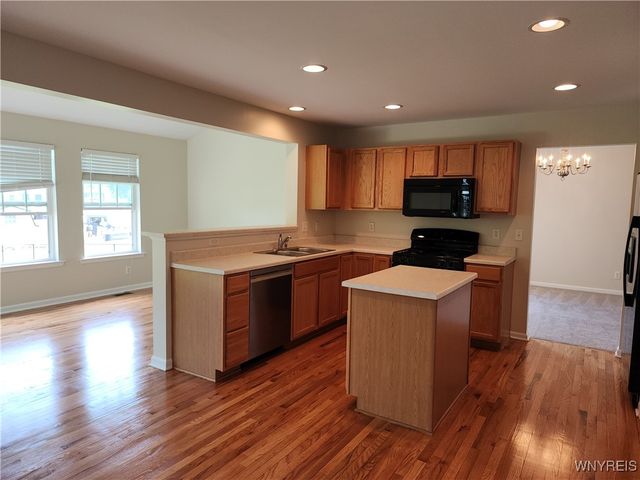 5839 Pinehurst Court, Hamburg, NY 14085