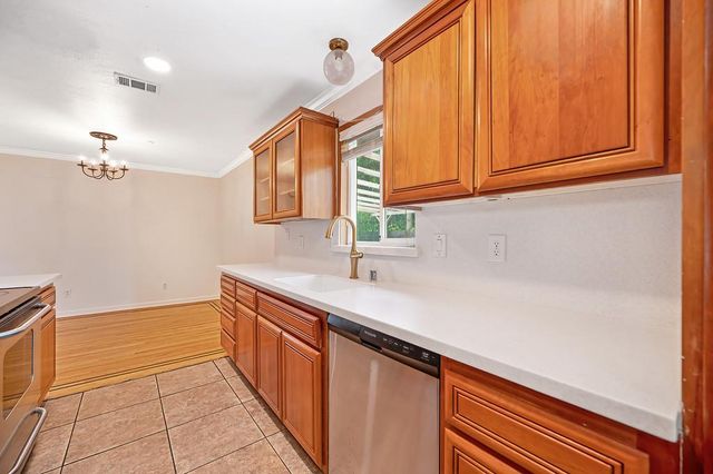 5261 Verner Ave, Sacramento, CA 95841