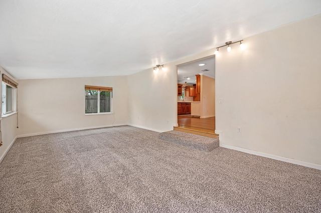 5261 Verner Ave, Sacramento, CA 95841