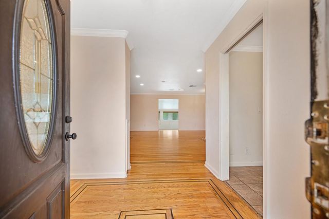 5261 Verner Ave, Sacramento, CA 95841