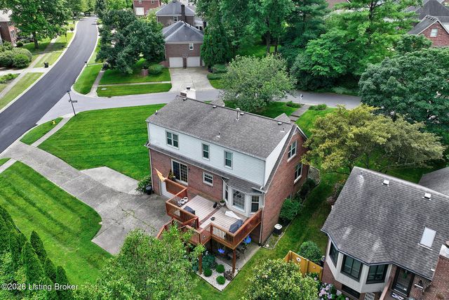6011 Windsong Ct, Louisville, KY 40207
