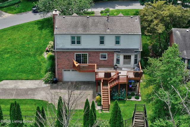 6011 Windsong Ct, Louisville, KY 40207