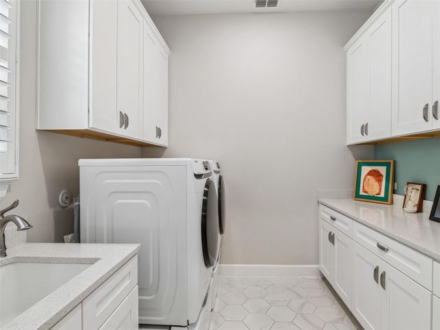 224 Sweeping Sage LN, San Marcos, TX 78666