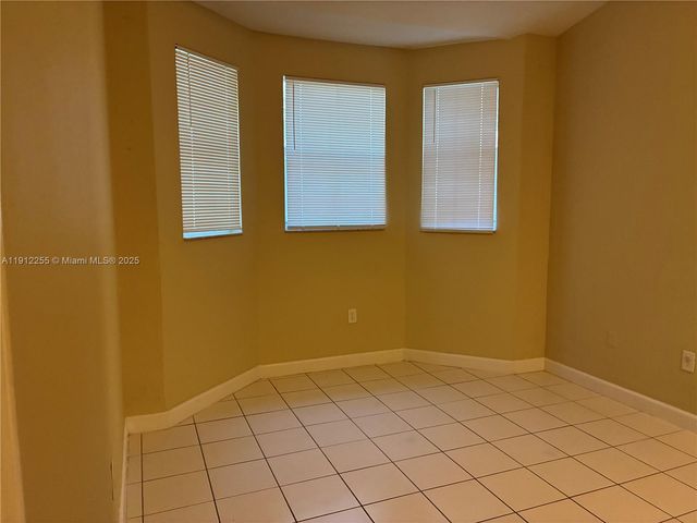 1666 SE 27th Ct 205, Homestead, FL 33035