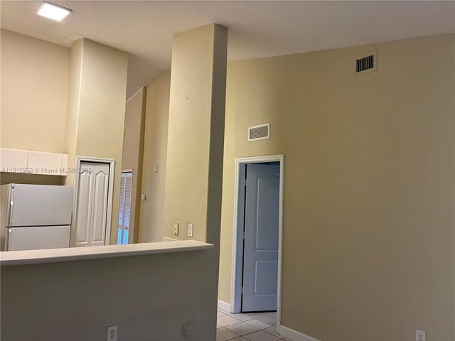 1666 SE 27th Ct 205, Homestead, FL 33035