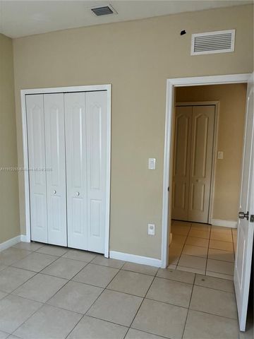 1666 SE 27th Ct 205, Homestead, FL 33035