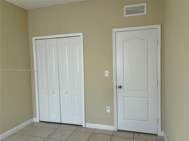 1666 SE 27th Ct 205, Homestead, FL 33035