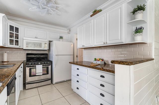 1012 N 13th Terrace, Hollywood, FL 33019