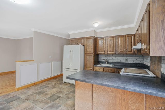 26 Heritage Place S, Nesconset, NY 11767