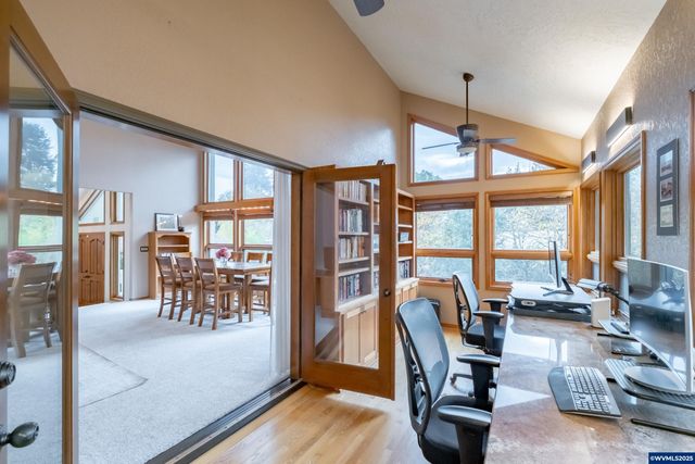 391 McNary Heights Dr N, Keizer, OR 97303