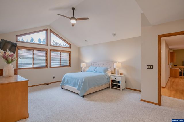 391 McNary Heights Dr N, Keizer, OR 97303