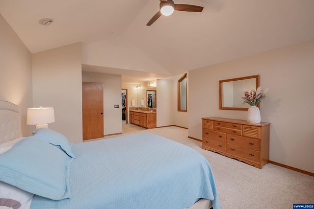 391 McNary Heights Dr N, Keizer, OR 97303