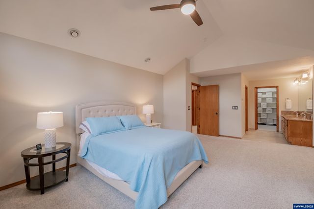 391 McNary Heights Dr N, Keizer, OR 97303