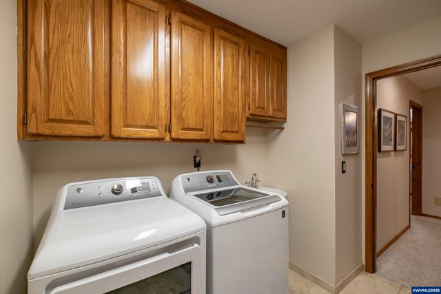 391 McNary Heights Dr N, Keizer, OR 97303