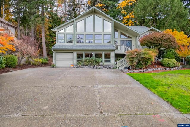 391 McNary Heights Dr N, Keizer, OR 97303