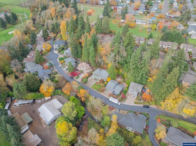 391 McNary Heights Dr N, Keizer, OR 97303