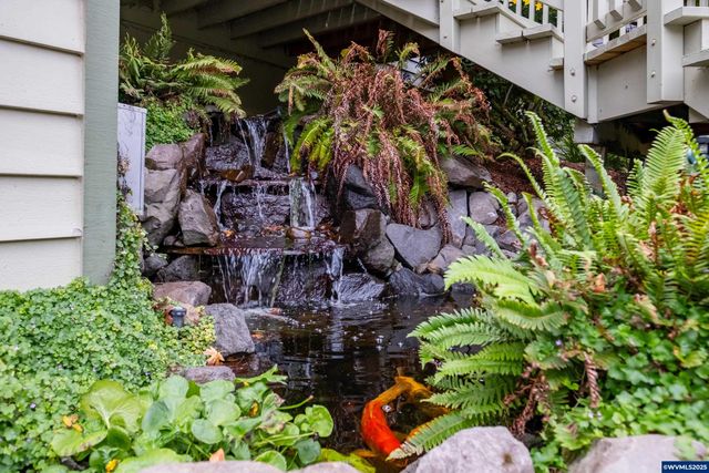 391 McNary Heights Dr N, Keizer, OR 97303