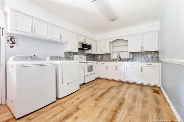 1945 Wayne Lane, Fayetteville, NC 28304