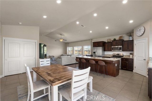 9500 Laurelwood Court, Shafter, CA 93263